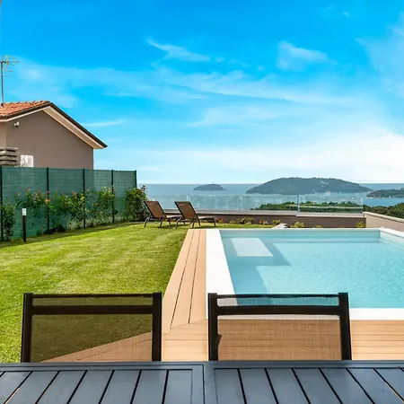 Colori Di Mare Luxury Vila *